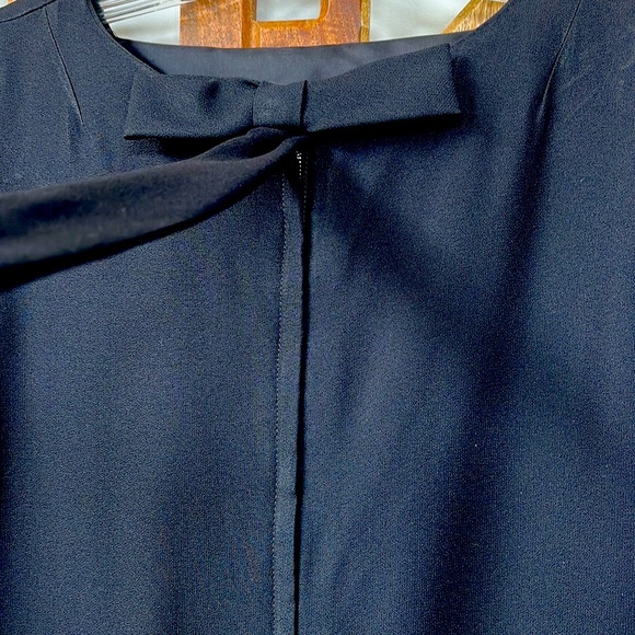 Vintage 1960’s Black Crepe W/ Crocheted Sleeves Cocktail Dress Size Small - Picture 7 of 17